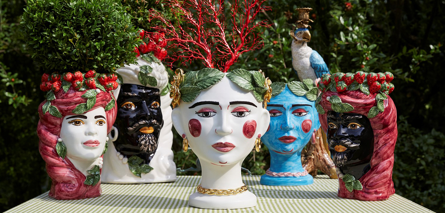 Ваза VASE STRAWBERRIES HEAD MAN BIG White Ваза VASE STRAWBERRIES HEAD MAN BIG White - Loft-Concept в Брянске