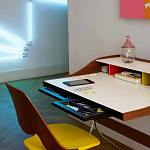 Письменный стол с 2-мя чёрными выдвижными ящиками и нишей с цветными разделителями Ballan варинант исполнения - 6 | Loft Concept в Брянске