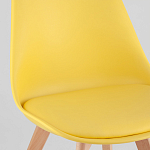 Стул с основой из пластика и мягким сиденьем Arvika Yellow варинант исполнения - 7 | Loft Concept в Брянске
