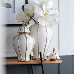 Ваза с золотыми полосами на белом фоне Chinoiserie Ceramics варинант исполнения - 2 | Loft Concept в Брянске