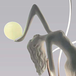 Торшер белая статуэтка Девушка Girl Carries Light Balls варинант исполнения - 1 | Loft Concept в Брянске