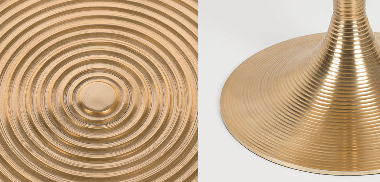 Кофейный столик HYPNOTISING ROUND COFFEE TABLE GOLD BM23002 Bold Monkey Кофейный столик HYPNOTISING ROUND COFFEE TABLE GOLD BM23002 Bold Monkey - Loft-Concept в Брянске