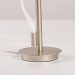 Настольная лампа белым изогнутым плафоном на круглой подставке Luke Lampco Tracer Lamp варинант исполнения - 11 | Loft Concept в Брянске