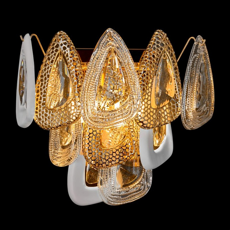 Бра с белыми и прозрачными подвесками Character Chandelier Золотой Прозрачный Белый Бра с белыми и прозрачными подвесками Character Chandelier Золотой Прозрачный Белый в Брянске | Loft Concept