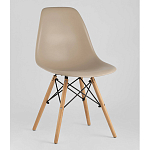 Пластиковый стул на ножках из массива бука Eames Beige варинант исполнения - 1 | Loft Concept в Брянске