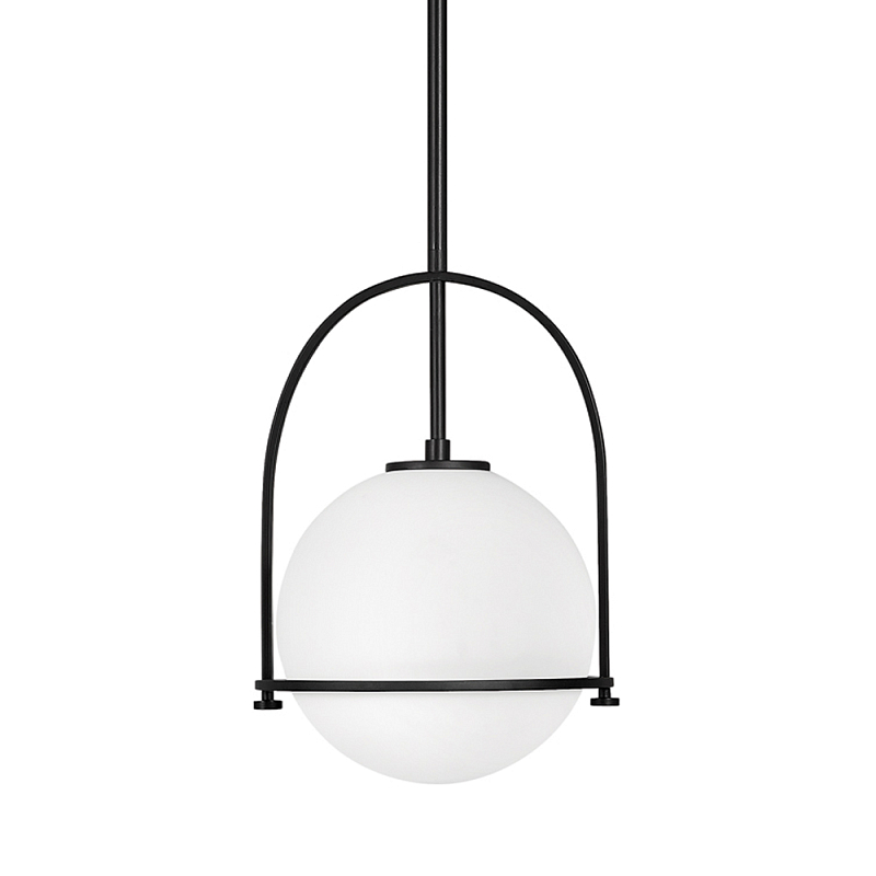 Подвесной светильник с белым плафоном в форме шара в арочной подвеске Hinkley Латунь Белый Черный Никель в Брянске | Loft Concept 