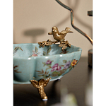 Блюдо из голубого фарфора с бронзовой птичкой Blue Garden варинант исполнения - 6 | Loft Concept в Брянске