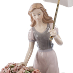 Статуэтка фарфоровая Девушка с цветами Charming Statuette варинант исполнения - 1 | Loft Concept в Брянске