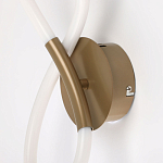 Бра с белым плафоном в форме восьмерки и круглым основанием Luke Lampco Tracer Lamp варинант исполнения - 4 | Loft Concept в Брянске