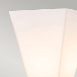 Бра для ванных комнат с матовым черным основанием и белым стеклянным плафоном трапециевидной формы Elstead Lighting варинант исполнения - 2 | Loft Concept в Брянске