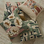 Подушка с цветочным принтом Blooming Elegance Rose варинант исполнения - 6 | Loft Concept в Брянске