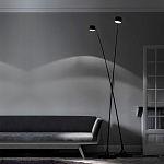 Торшер с изогнутой черной металлической стойкой и цилиндрическим плафоном Davide Groppi варинант исполнения - 6 | Loft Concept в Брянске