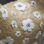 Статуэтка курица с белым цветочным узором и металлическими ножками Rustic Chicken варинант исполнения - 2 | Loft Concept в Брянске