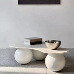 Дизайнерский журнальный стол с изогнутой столешницей на круглых ножках Rigilyr варинант исполнения - 1 | Loft Concept в Брянске