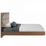 Кровать двуспальная с высоким изголовьем из дерева и подушек из экокожи Modern Look варинант исполнения - 2 | Loft Concept в Брянске