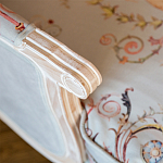 Кресло из массива бука серое с растительным орнаментом Raffael Floral Grey Armchair варинант исполнения - 3 | Loft Concept в Брянске