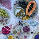 Круглый поднос из эпоксидной смолы с цветами белый Epoxy Resin Flowers Tray White варинант исполнения - 3 | Loft Concept в Брянске