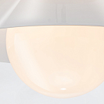 Потолочный светильник в форме конуса с белым шарообразным плафоном Quintiesse варинант исполнения - 3 | Loft Concept в Брянске