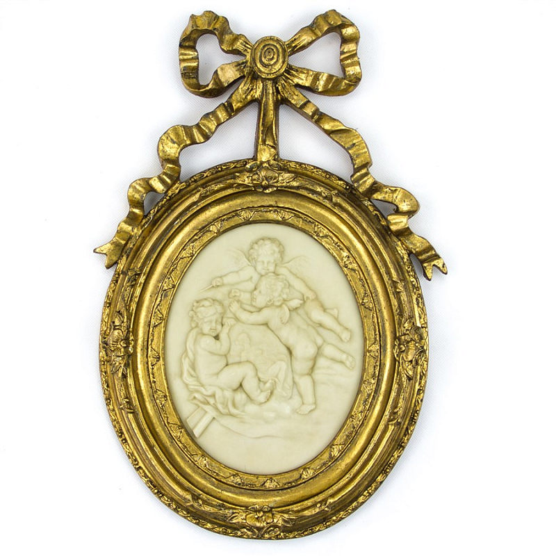 Аксессуар на стену Cameo with Putti Золотой Молочный Аксессуар на стену Cameo with Putti Золотой Молочный в Брянске | Loft Concept