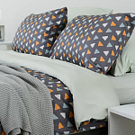 Постельное белье из сатина с принтом треугольники 150х200 см Triangular Dreams варинант исполнения - 7 | Loft Concept в Брянске