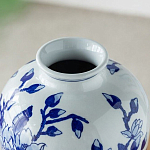 Ваза с бело-синей росписью и изображением цветов Blue & White Ornament варинант исполнения - 3 | Loft Concept в Брянске