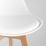 Стул с основой из пластика и мягким сиденьем Arvika White варинант исполнения - 7 | Loft Concept в Брянске