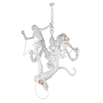 Люстра с тремя фигурами обезьян с лампочками в руках белого цвета Hanging Monkey варинант исполнения - 1 | Loft Concept в Брянске