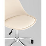 Офисный стул на металлическом основании EGGERY Beige пластик варинант исполнения - 2 | Loft Concept в Брянске