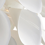 Люстра белая каплевидной формы из цветков лилии White Natural Lines варинант исполнения - 3 | Loft Concept в Брянске