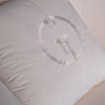 Кресло велюровое оттенка слоновой кости с простроченной спинкой Perfect Comfort варинант исполнения - 2 | Loft Concept в Брянске