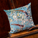 Подушка декоративная с изображением птиц в саду Chinoiserie Birds in a Tree Cushion варинант исполнения - 2 | Loft Concept в Брянске