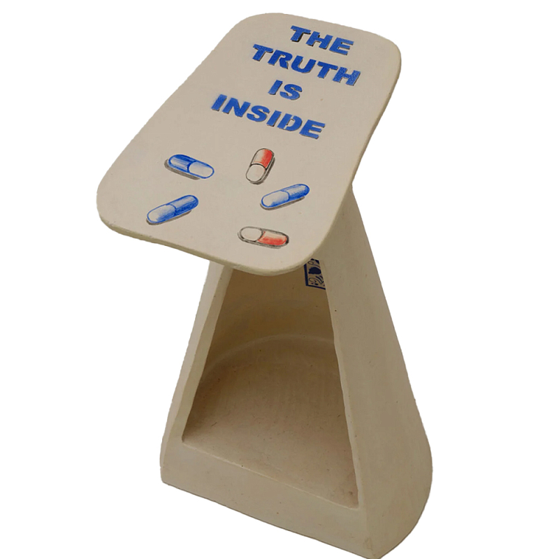 Журнальный столик The Truth Is Inside Бежевый Синий Журнальный столик The Truth Is Inside Бежевый Синий в Брянске | Loft Concept