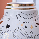 Ваза с декоративными лицами и графическими элементами в виде сердец и символов Faces of Imagination варинант исполнения - 8 | Loft Concept в Брянске