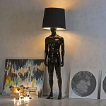 Лампа MALE MANNEQUIN LAMP с абажуром открытый позинг варинант исполнения - 3 | Loft Concept в Брянске