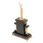 Часы настольные бронзовые из натурального камня Яшма с декором в виде Фемиды Themis Stone Clock варинант исполнения - 4 | Loft Concept в Брянске