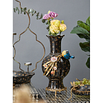 Ваза черная фарфоровая с  узором и бронзовым декором в виде веток с фарфоровой птичкой и цветами Eden Garden варинант исполнения - 2 | Loft Concept в Брянске