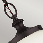 Подвесной светильник с белым стеклянным плафоном в форме шара на цепи Feiss варинант исполнения - 4 | Loft Concept в Брянске