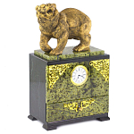 Часы настольные с декором в виде медведя и выдвижным ящиком из натурального камня Змеевик Bear Stone Clock варинант исполнения - 2 | Loft Concept в Брянске