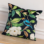 Декоративная подушка чёрная с изображением птиц и цветов  Blooming Blue Birds варинант исполнения - 2 | Loft Concept в Брянске