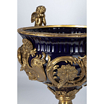 Чаша темно-синего цвета с фигурками ангелов и рельефным декором Eden Garden porcelain and bronze варинант исполнения - 2 | Loft Concept в Брянске